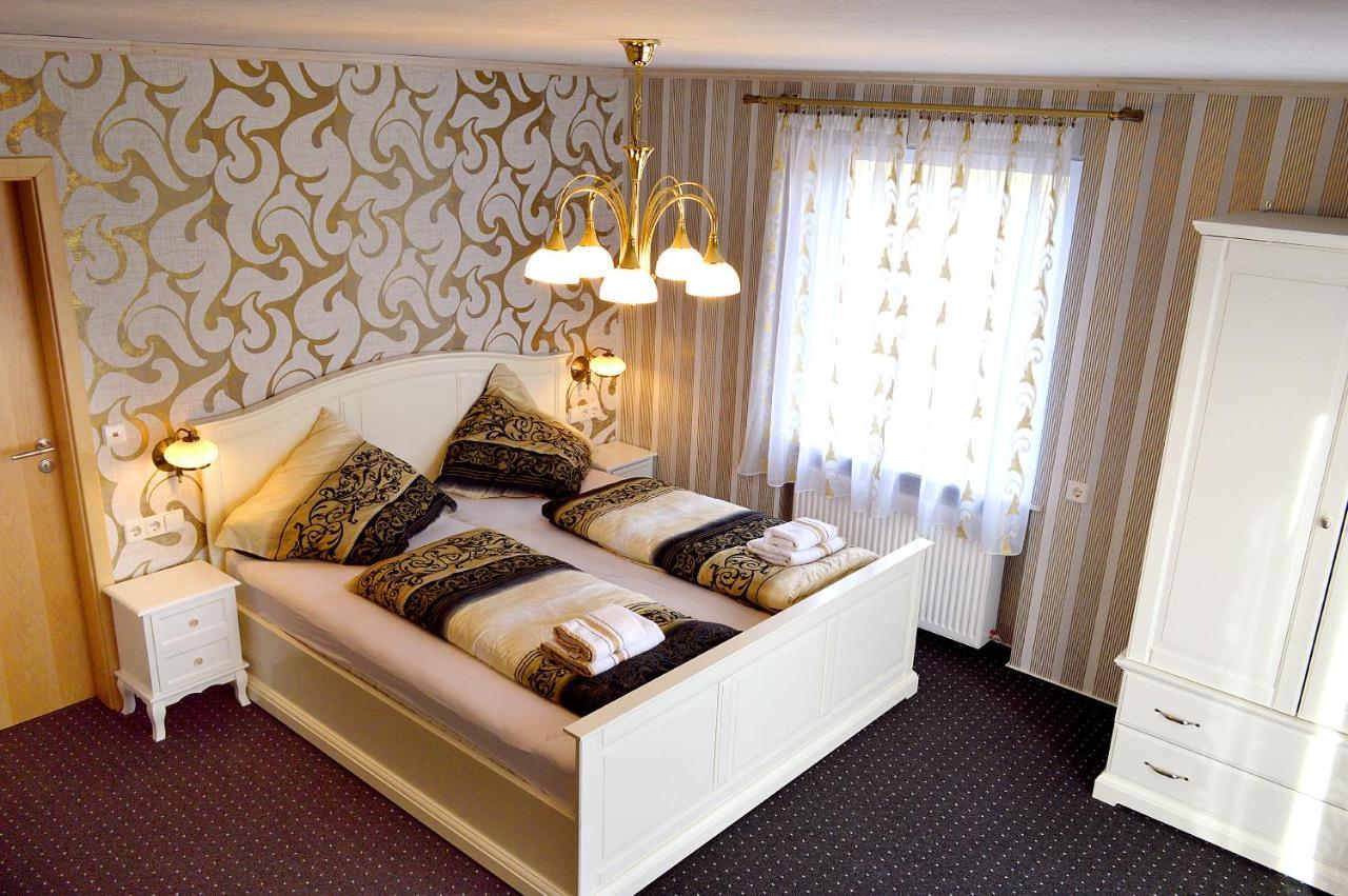 Hohe Tanne Hotel Schnelldorf Exterior photo